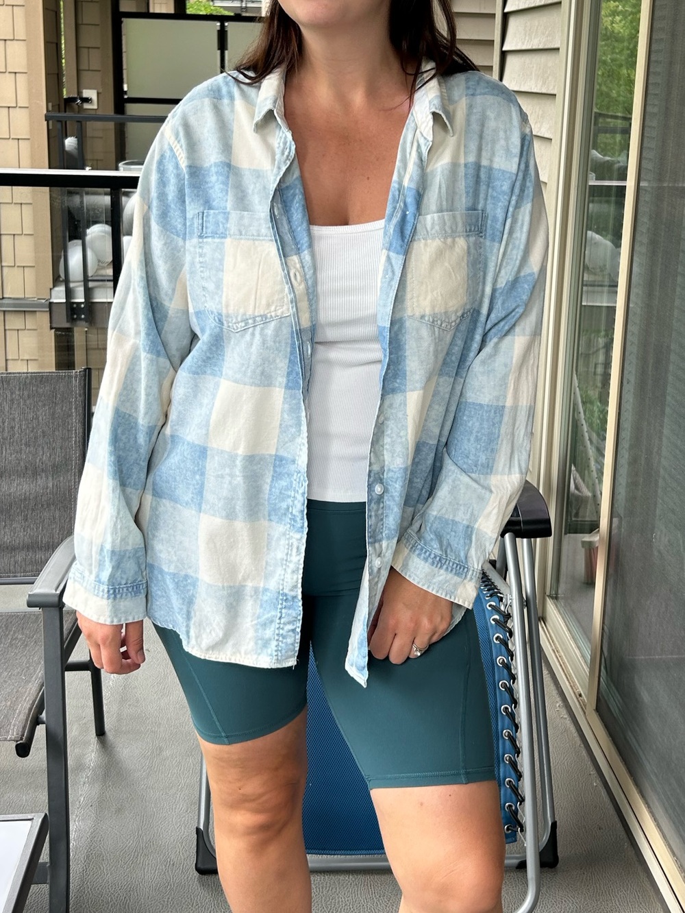 American Eagle Outfitters Light Blue & White Plaid Button-Down Shirt